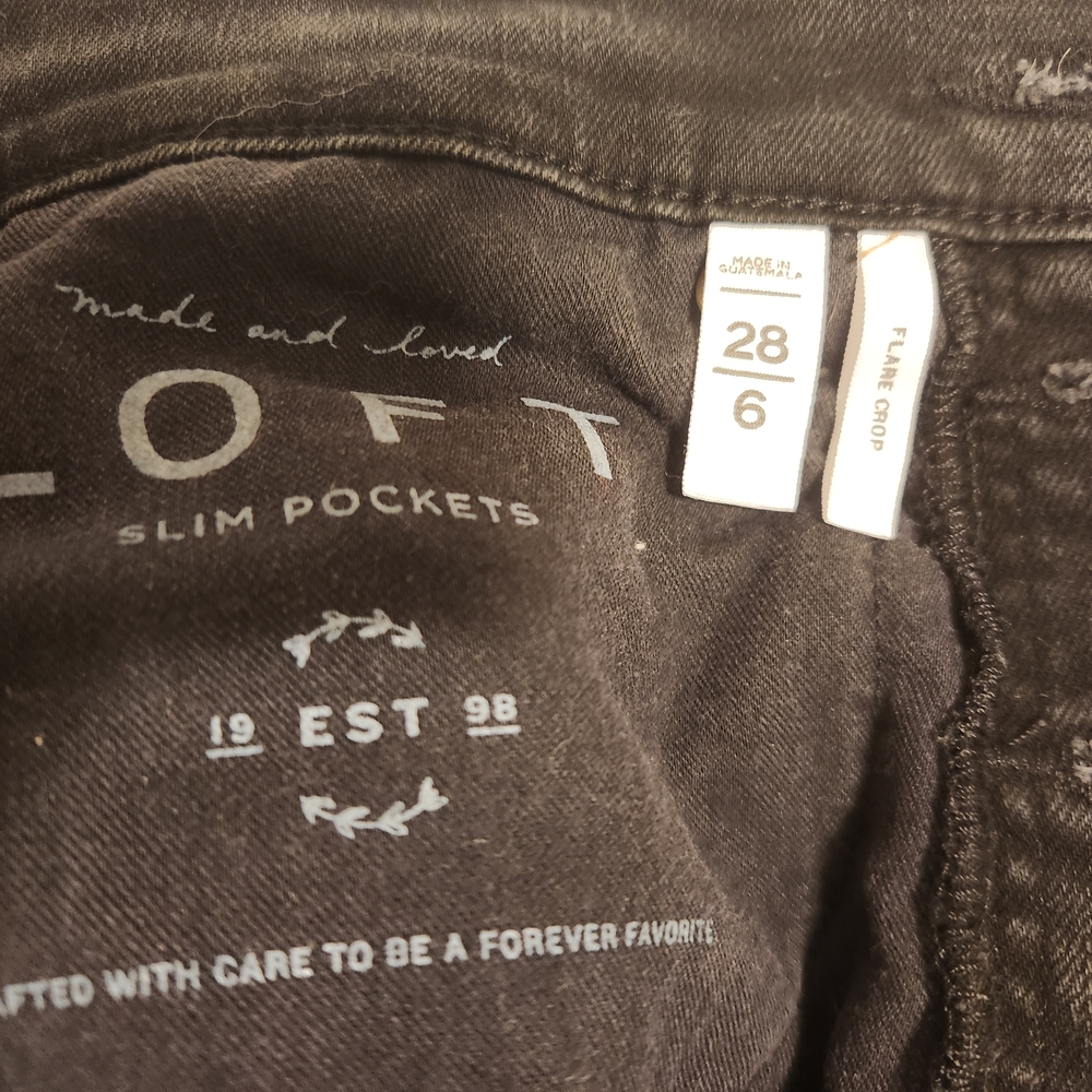LOFT Black High-Rise Wide-Leg Button-Fly Jeans with Raw Hem, Size 6/28 - Picture 5 of 10